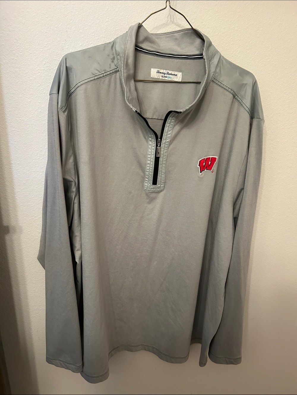 Tommy Bahama Light Gray Zip-Front Polo Jacket Wisconsin Badgers
